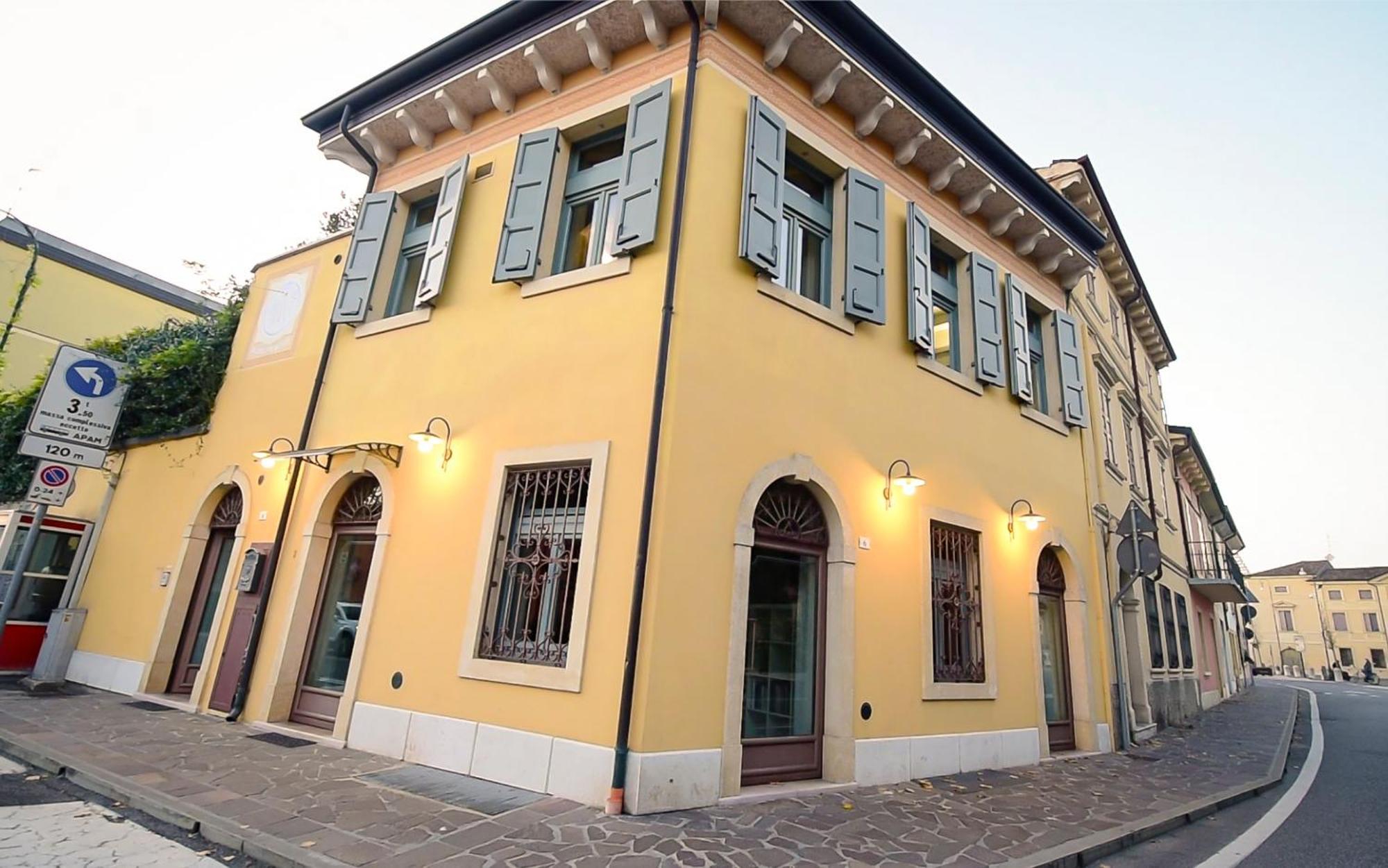 Giohouse4 Apartment Валеджо-суль-Минчо Экстерьер фото